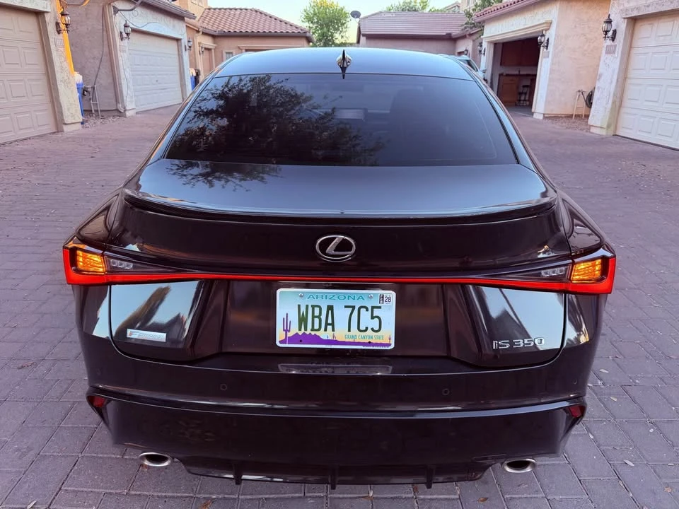 2021 Lexus IS 3rd Gen - Image 5 of 11