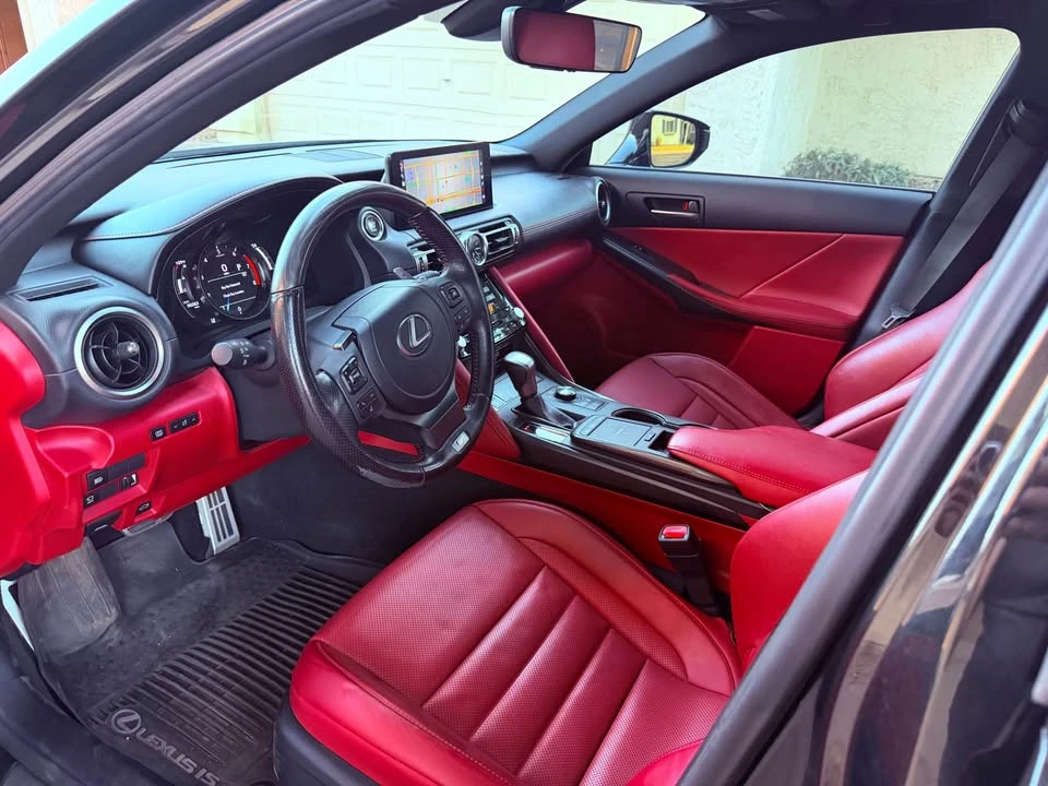 2021 Lexus IS 3rd Gen - Image 8 of 11