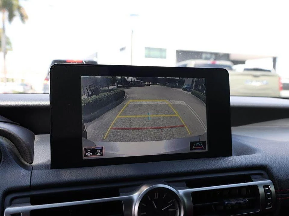 2021 Lexus IS 3rd Gen - Image 10 of 11