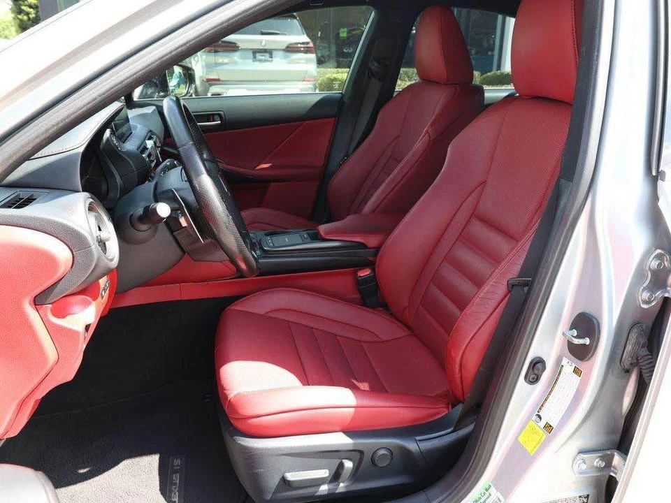 2021 Lexus IS 3rd Gen - Image 7 of 11