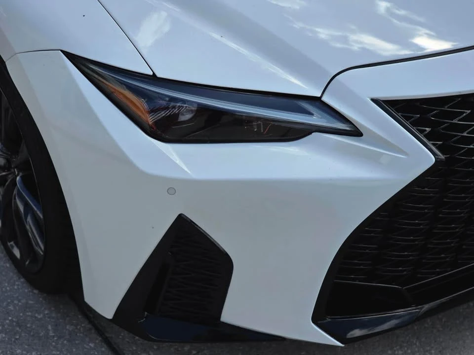 2021 Lexus IS 3rd Gen - Image 4 of 19