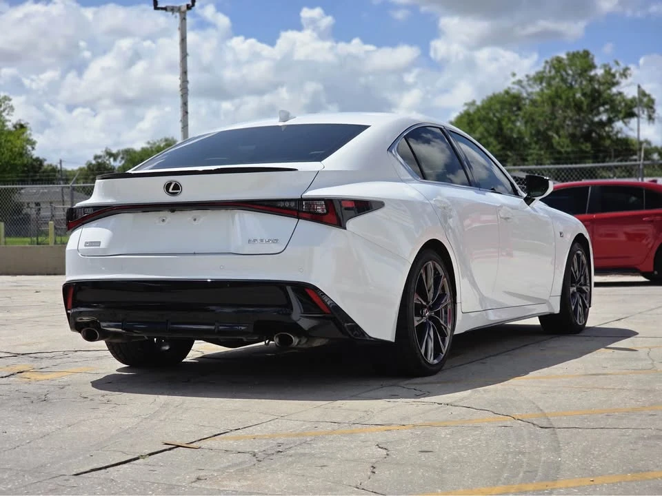 2021 Lexus IS 3rd Gen - Image 16 of 19