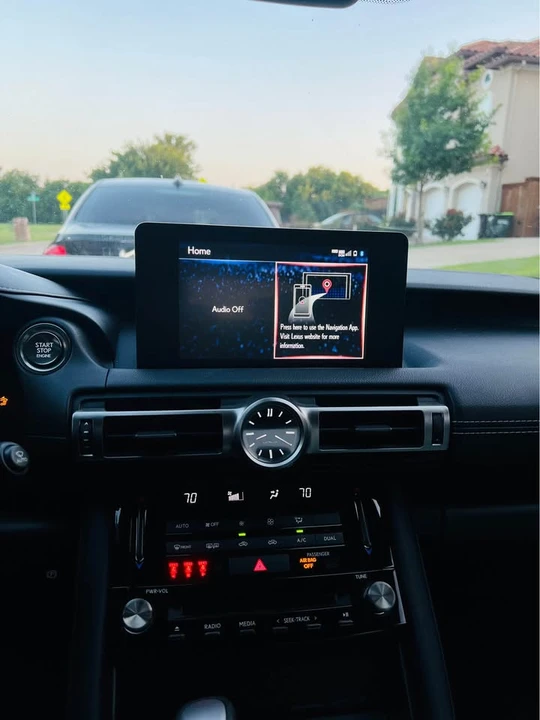 2021 Lexus IS 3rd Gen - Image 9 of 11