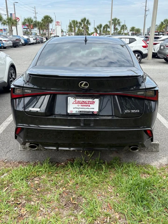 2021 Lexus IS 3rd Gen - Image 5 of 12