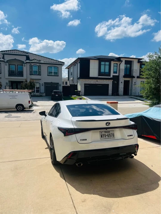 2021 Lexus IS 3rd Gen - Image 4 of 11