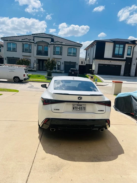 2021 Lexus IS 3rd Gen - Image 5 of 11