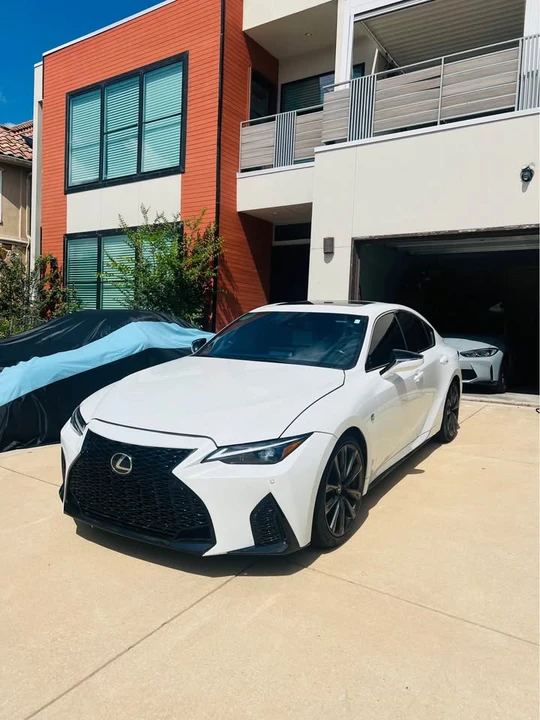 2021 Lexus IS 3rd Gen - Image 3 of 11