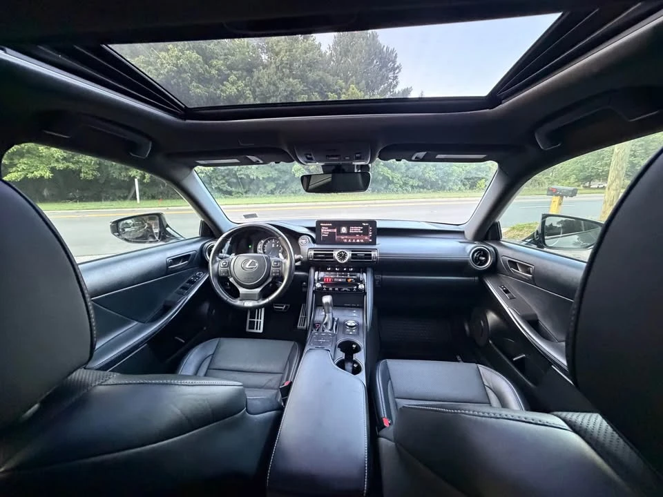 2021 Lexus IS 3rd Gen - Image 15 of 19