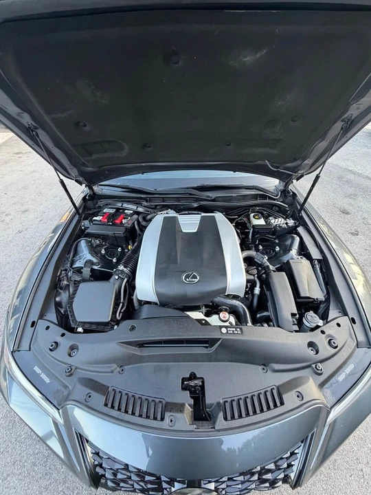 2021 Lexus IS 3rd Gen - Image 8 of 19
