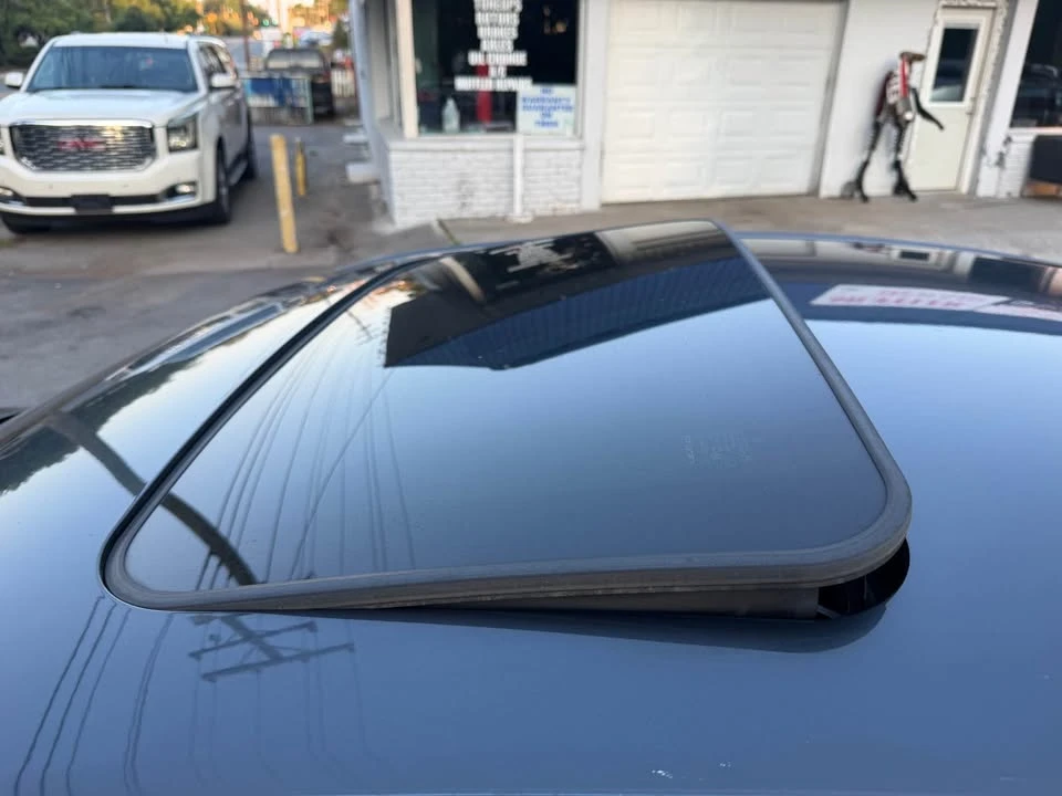 2021 Lexus IS 3rd Gen - Image 9 of 19