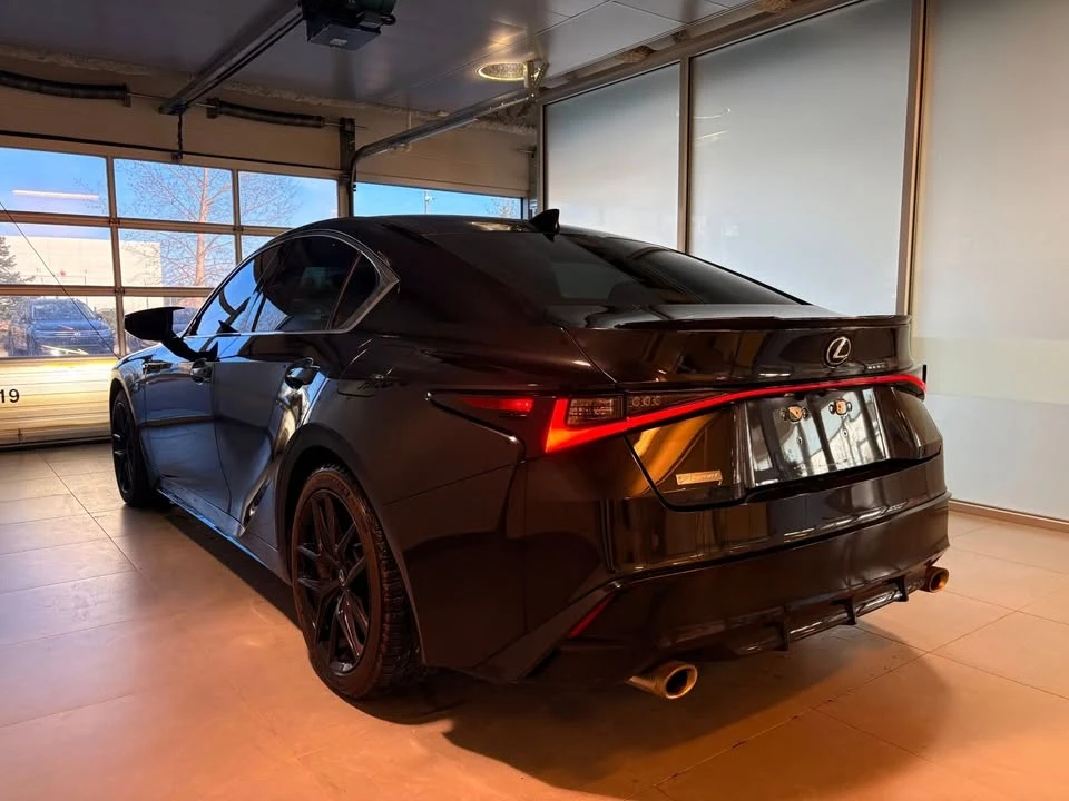 2021 Lexus IS 3rd Gen - Image 4 of 20