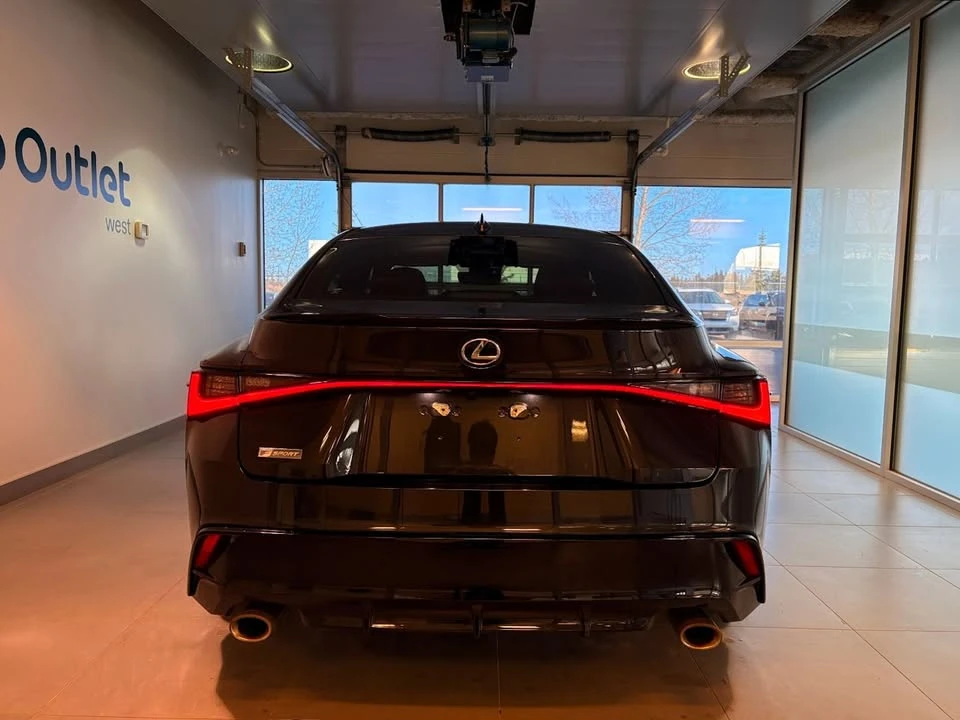 2021 Lexus IS 3rd Gen - Image 5 of 20