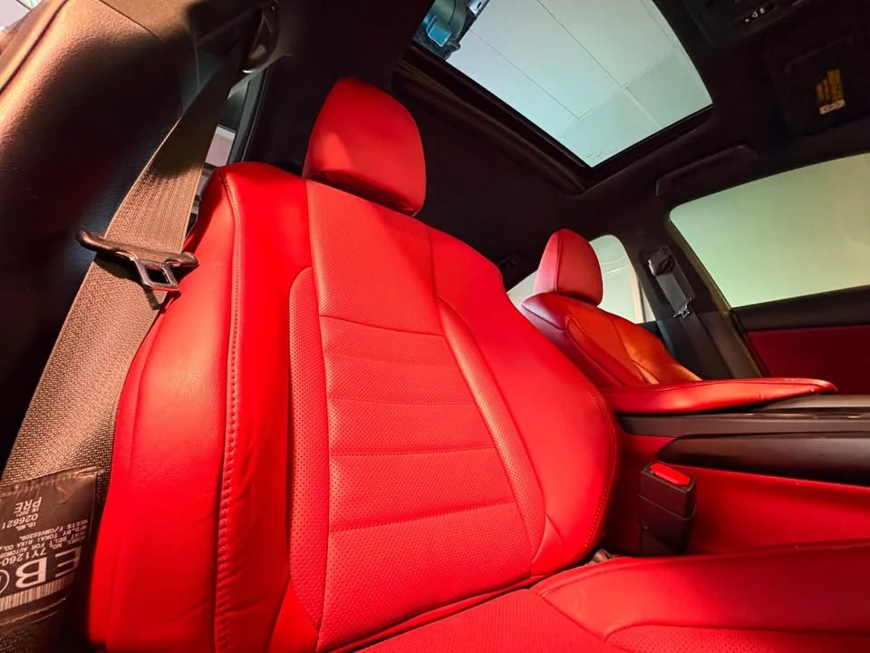 2021 Lexus IS 3rd Gen - Image 11 of 20