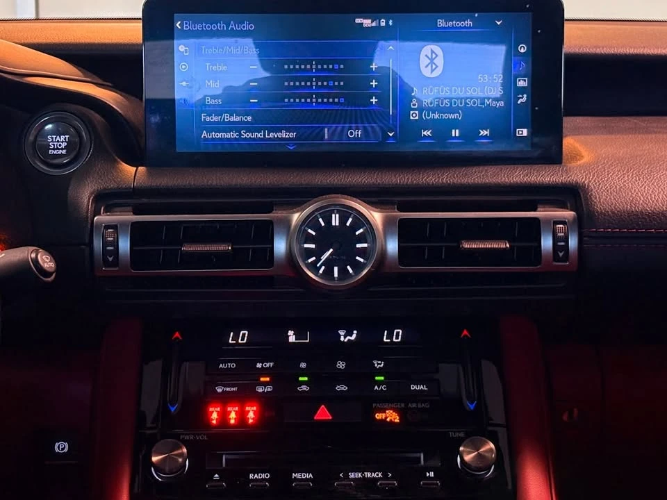 2021 Lexus IS 3rd Gen - Image 18 of 20