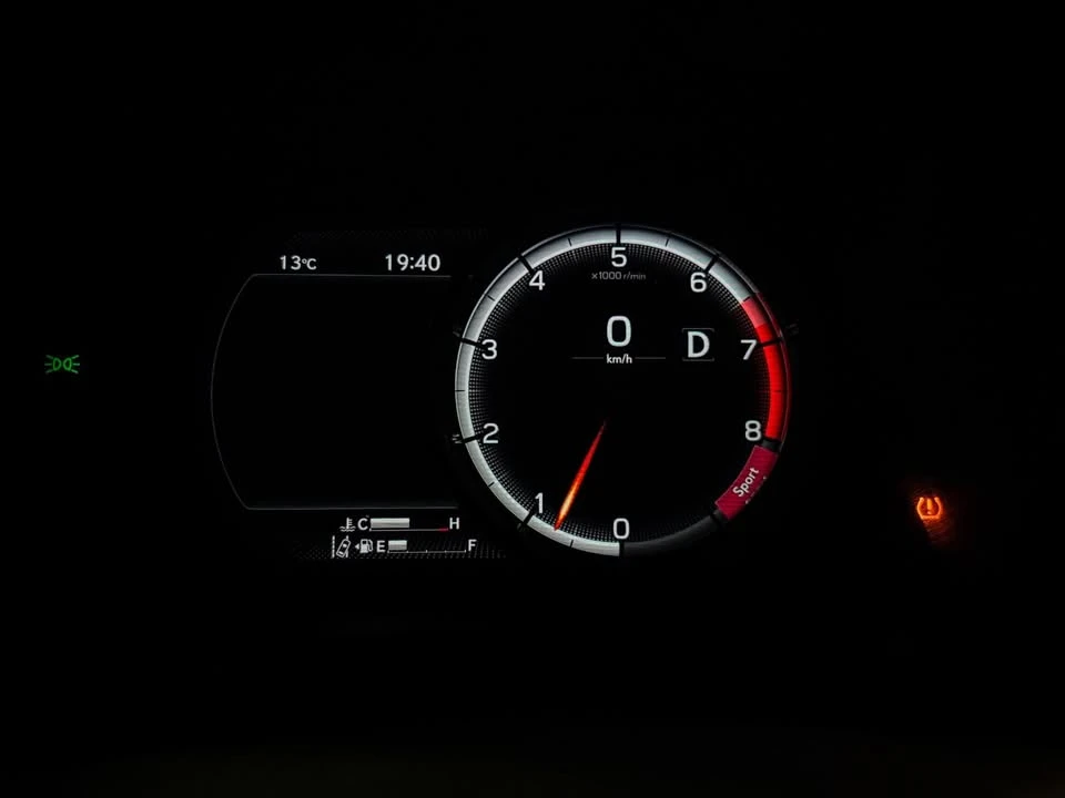 2021 Lexus IS 3rd Gen - Image 17 of 20