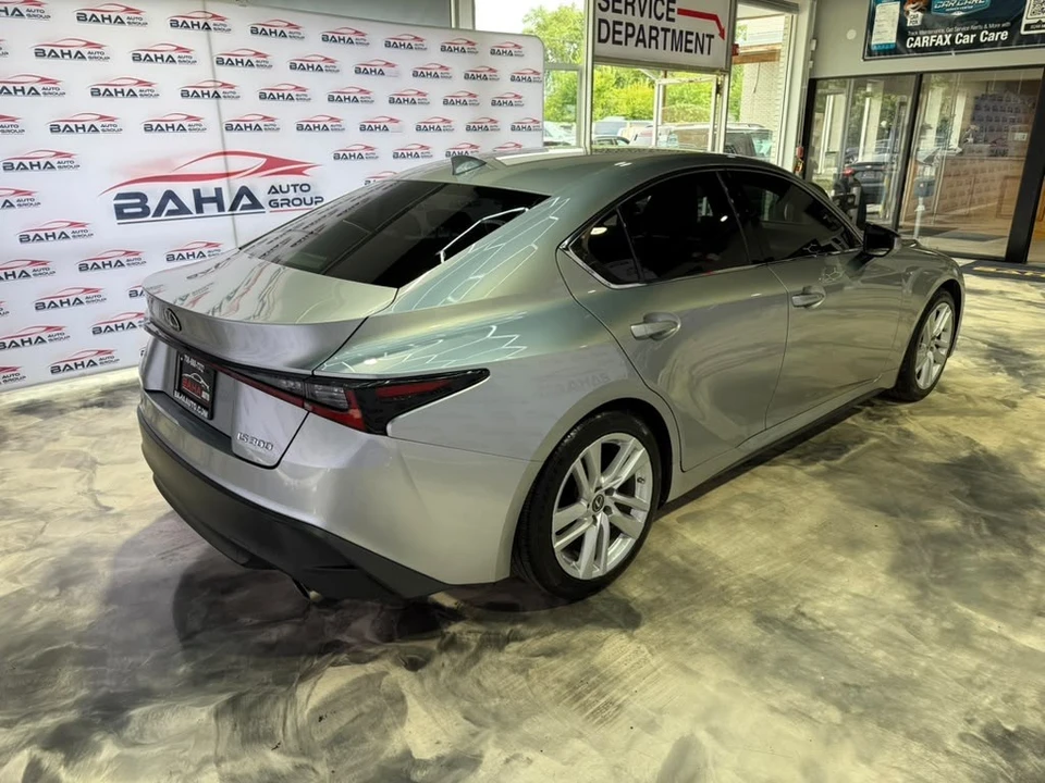 2021 Lexus IS 3rd Gen - Image 7 of 31