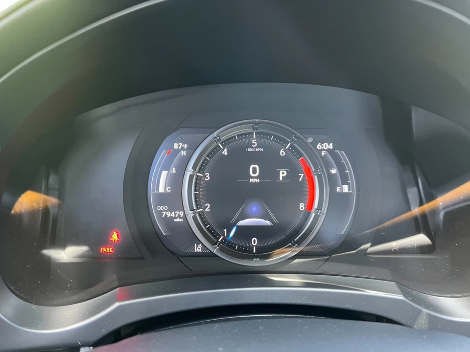 2021 Lexus IS 3rd Gen - Image 27 of 31