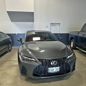 2021 Lexus IS