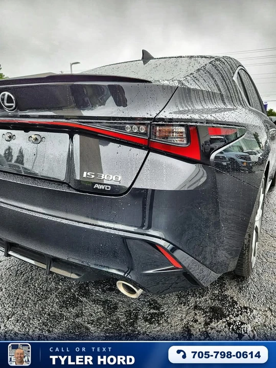 2021 Lexus IS 3rd Gen - Image 9 of 16
