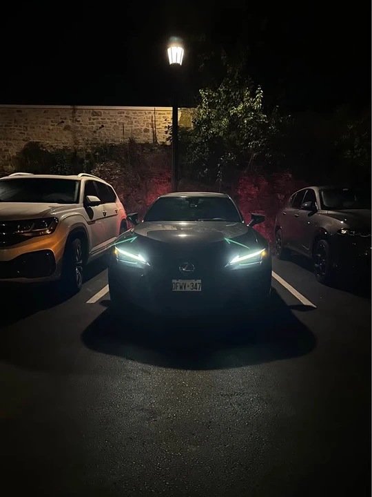 2021 Lexus IS 3rd Gen - Image 5 of 7