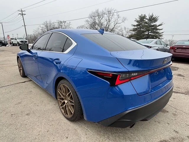 2021 Lexus IS 3rd Gen - Image 7 of 12