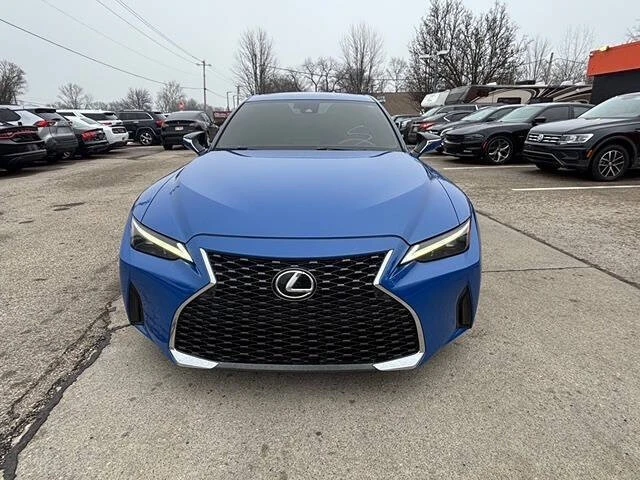 2021 Lexus IS 3rd Gen - Image 3 of 12