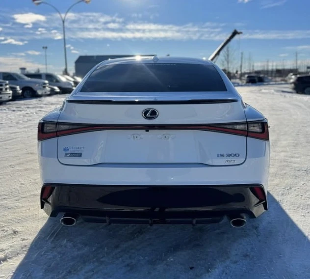2021 Lexus IS 3rd Gen - Image 4 of 9
