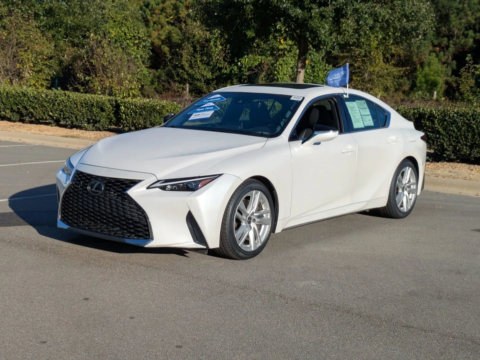 2021 Lexus IS 3rd Gen - Image 8 of 21