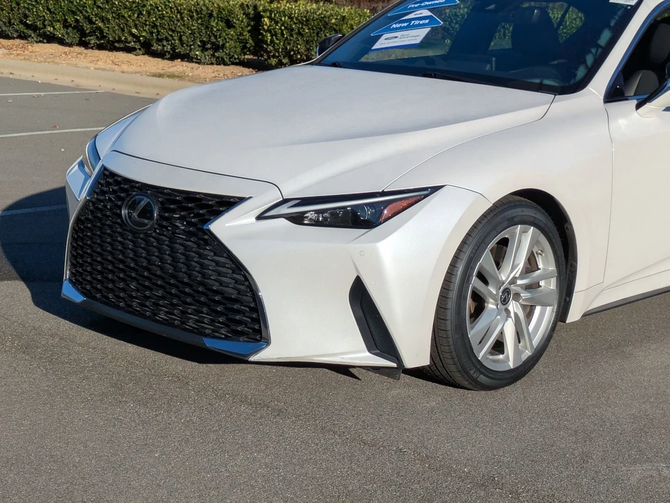 2021 Lexus IS 3rd Gen - Image 10 of 21