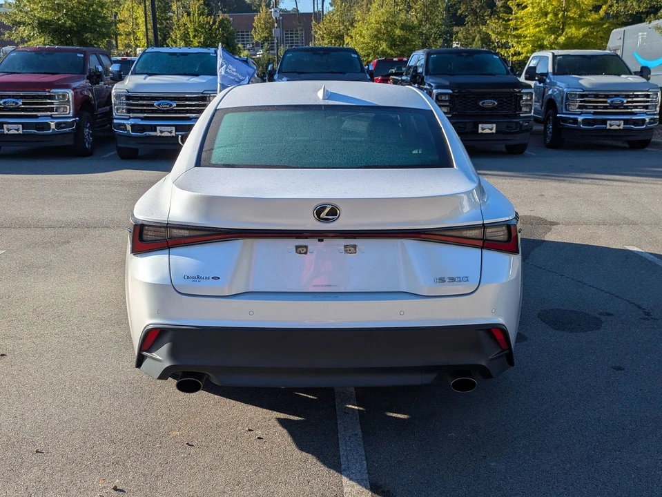 2021 Lexus IS 3rd Gen - Image 5 of 21