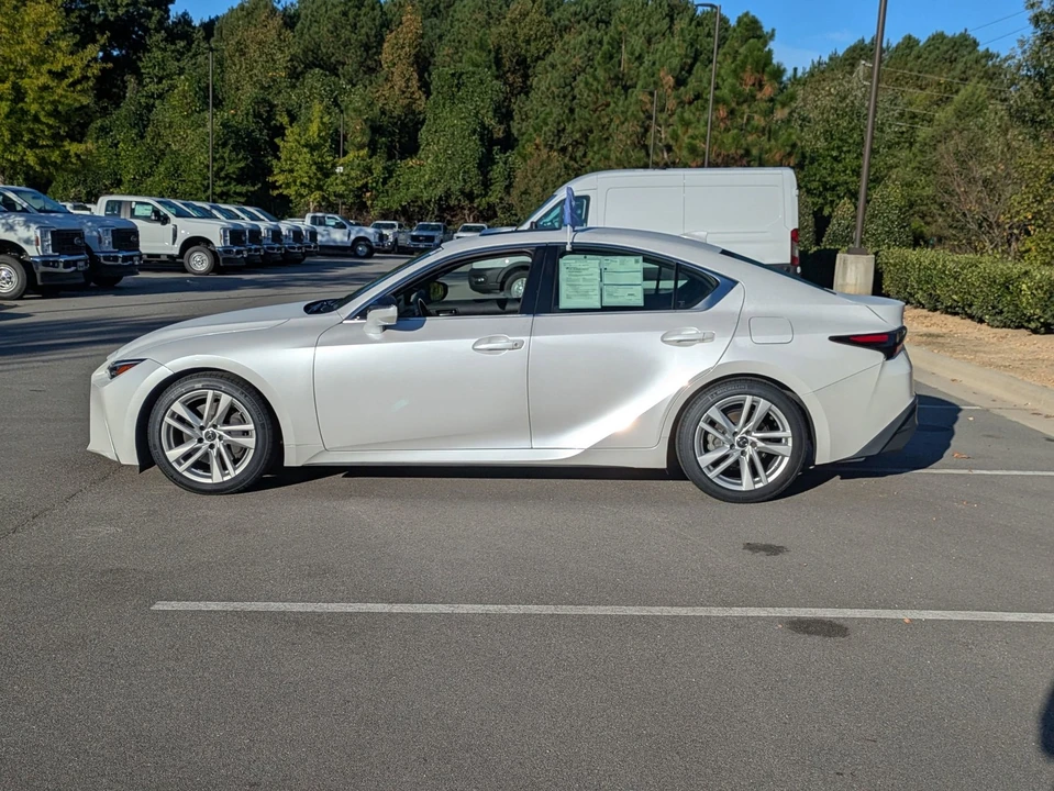 2021 Lexus IS 3rd Gen - Image 7 of 21