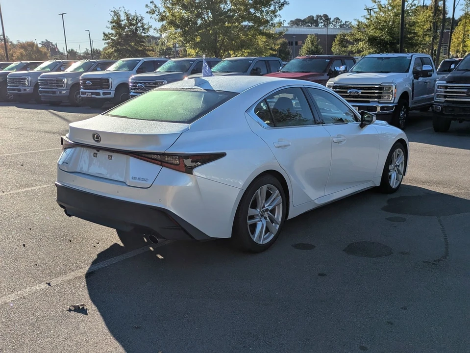2021 Lexus IS 3rd Gen - Image 4 of 21