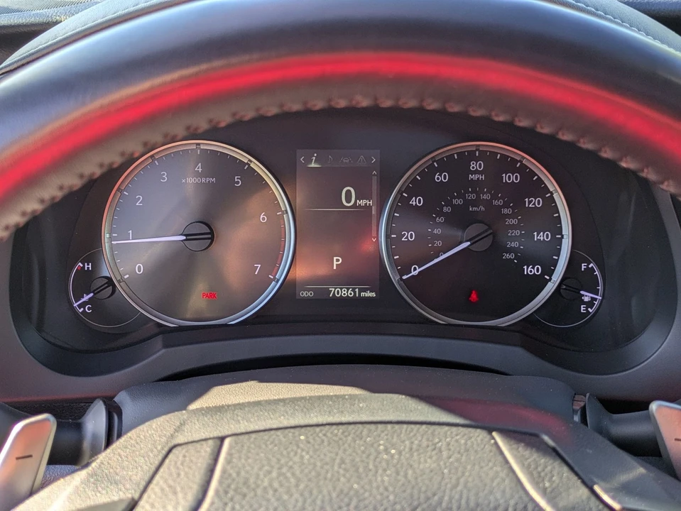 2021 Lexus IS 3rd Gen - Image 20 of 21