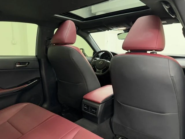 2021 Lexus IS 3rd Gen - Image 16 of 31