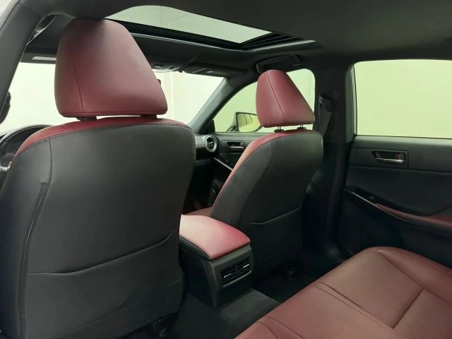 2021 Lexus IS 3rd Gen - Image 15 of 31