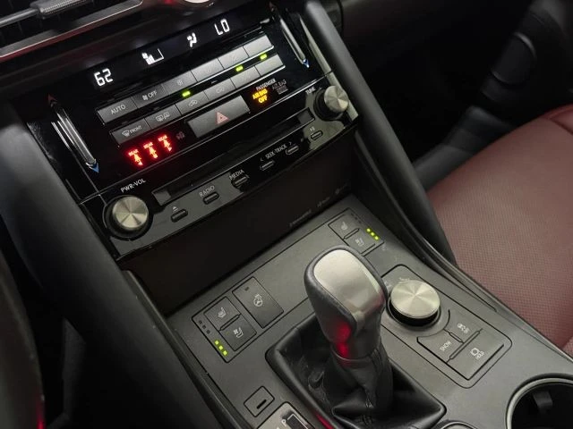 2021 Lexus IS 3rd Gen - Image 30 of 31