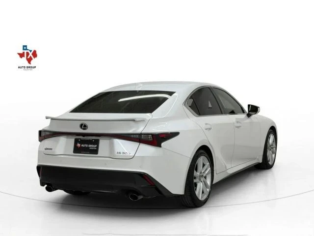 2021 Lexus IS 3rd Gen - Image 8 of 31