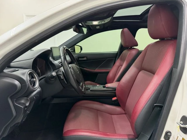 2021 Lexus IS 3rd Gen - Image 14 of 31