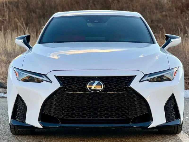 2021 Lexus IS 3rd Gen - Image 3 of 12