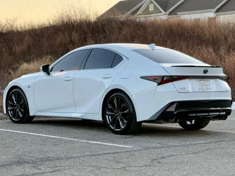 2021 Lexus IS 3rd Gen - Image 7 of 12