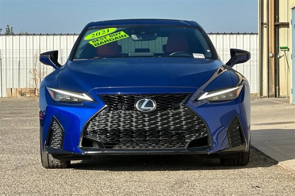 2021 Lexus IS 3rd Gen - Image 2 of 9