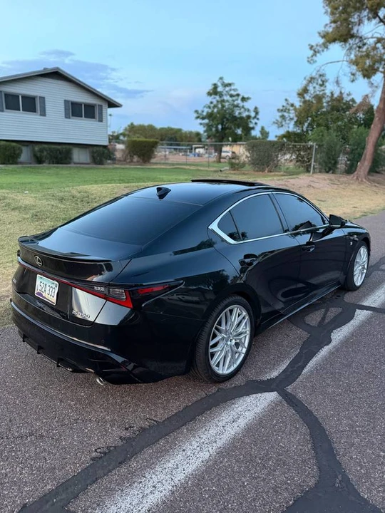 2021 Lexus IS 3rd Gen - Image 5 of 12