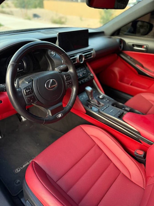 2021 Lexus IS 3rd Gen - Image 7 of 12