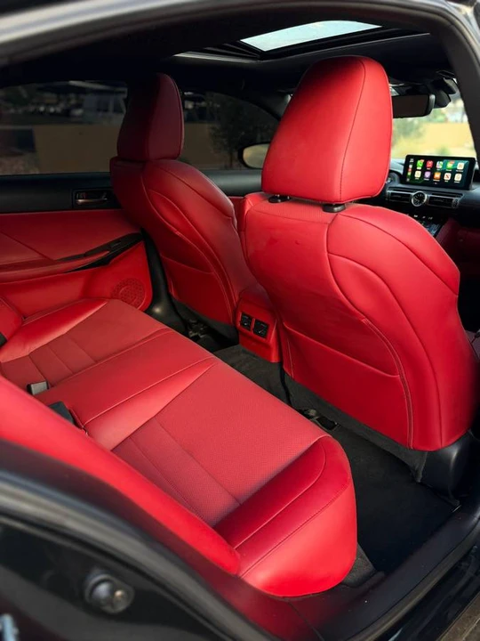 2021 Lexus IS 3rd Gen - Image 11 of 12