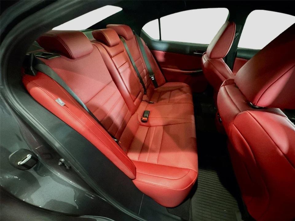 2021 Lexus IS 3rd Gen - Image 10 of 15