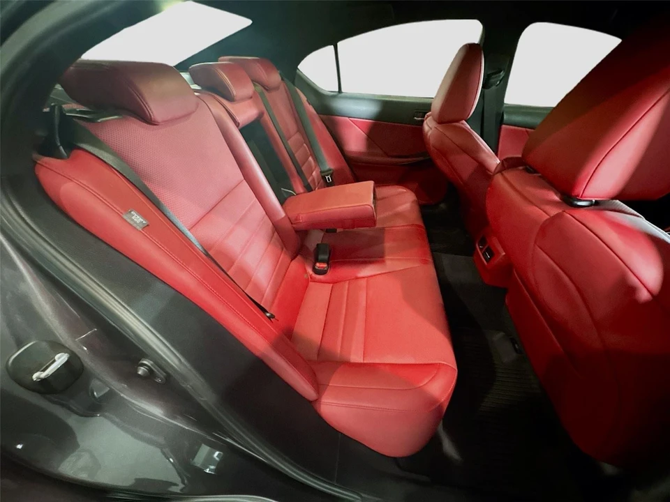 2021 Lexus IS 3rd Gen - Image 19 of 21