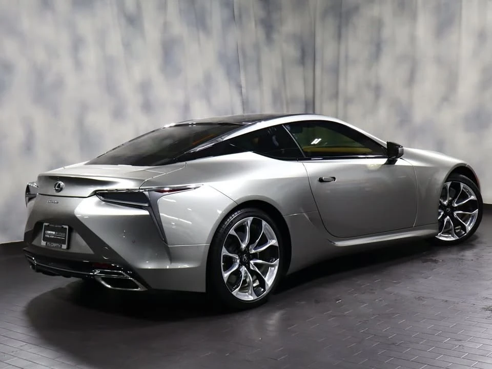 2021 Lexus LC - Image 10 of 20