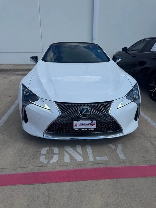 2021 Lexus LC - Image 3 of 8