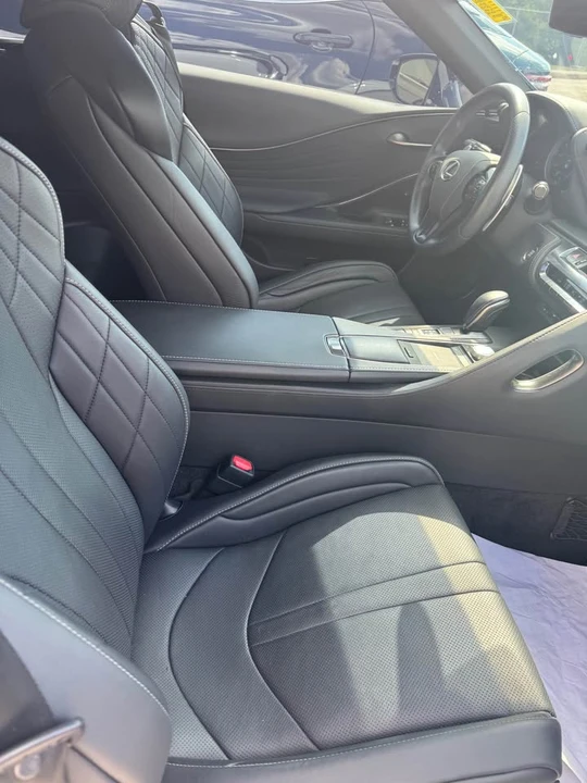 2021 Lexus LC - Image 5 of 8
