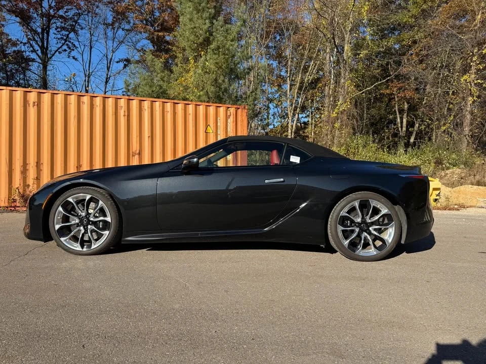 2021 Lexus LC - Image 2 of 19